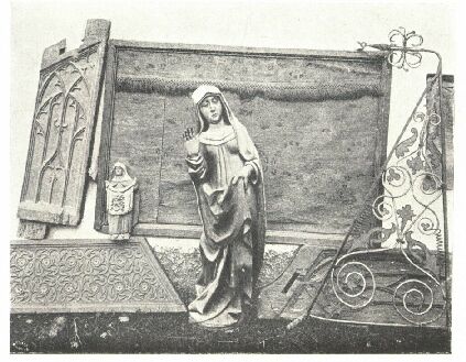 STALLUM-TÖREDÉKEK ÉS XV. SZÁZADBELI SZOBROK A PÜSPÖKI MAGTÁRBÓL SZEPESHELYEN