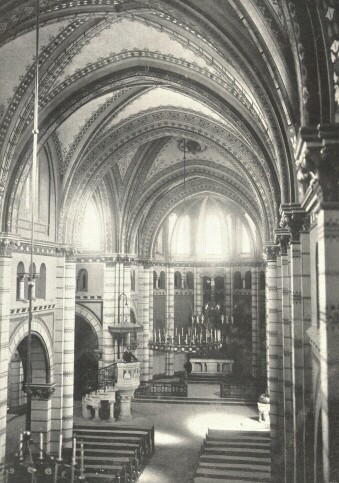 A NY�REGYH�ZI SAMASSA-TEMPLOM A TEMPLOM BELS� K�PE NAGY VIRGIL �S KOMMER J�ZSEF M�VE