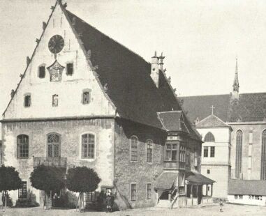 A BÁRTFAI VÁROSHÁZA A RESTAURÁLÁS ELŐTT