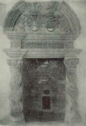 AZ ALS�-MICSINYEI KAST�LY EMELETI LOGGI�J�NAK KANDALL�JA