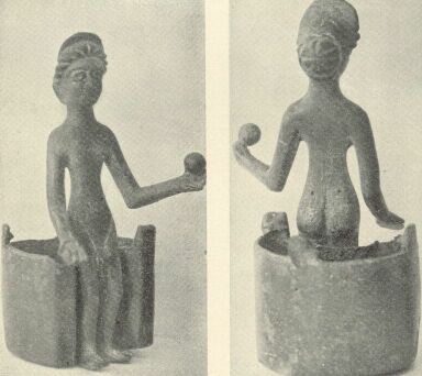 4. A POTAISSAI HABOKBÓL KIKELŐ VÉNUSZ